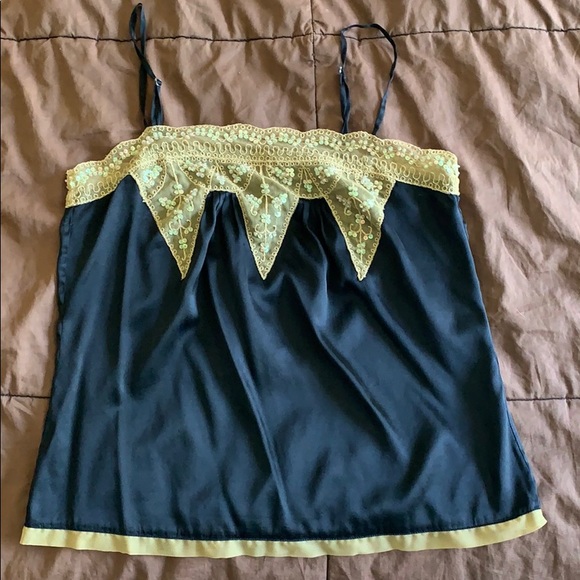 Beautiful silk tank from Victoria’s Secret - Picture 1 of 4